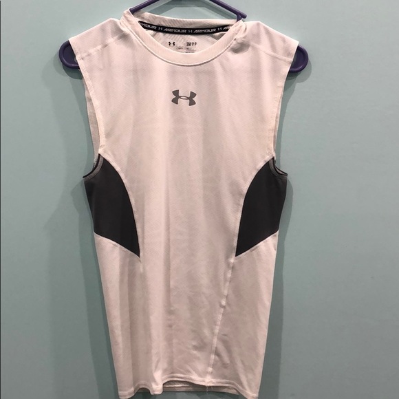 Under Armour Metal MENS XL White//Gray Compression Shirt With Keychain Rare
